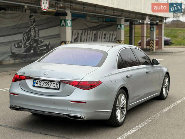 Серый Мерседес С Класс, объемом двигателя 3.98 л и пробегом 49 тыс. км за 95000 $, фото 4 на Automoto.ua