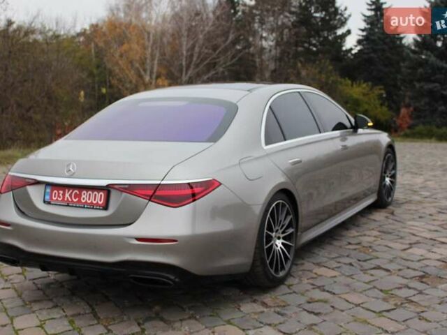Серый Мерседес С Класс, объемом двигателя 4 л и пробегом 120 тыс. км за 105000 $, фото 20 на Automoto.ua