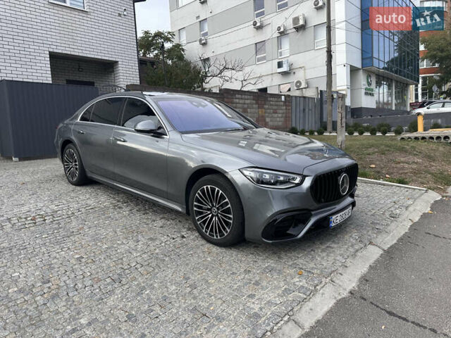 Серый Мерседес С Класс, объемом двигателя 3.98 л и пробегом 42 тыс. км за 95999 $, фото 4 на Automoto.ua