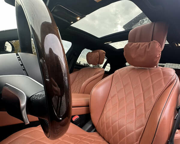 Серый Мерседес С Класс, объемом двигателя 3.98 л и пробегом 42 тыс. км за 95999 $, фото 19 на Automoto.ua