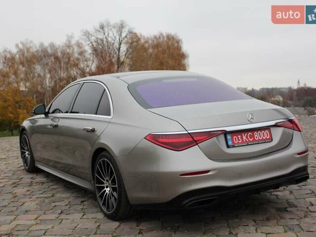 Серый Мерседес С Класс, объемом двигателя 4 л и пробегом 120 тыс. км за 105000 $, фото 15 на Automoto.ua