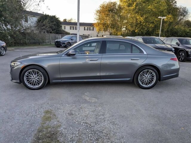 Мерседес С Клас 2021 у Вінниці на Automoto.ua Сірий Мерседес С Клас, об'ємом двигуна 4 л та пробігом 28 тис. км за 40900 $, фото 2 на Automoto.ua