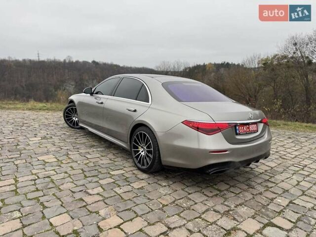 Серый Мерседес С Класс, объемом двигателя 4 л и пробегом 120 тыс. км за 105000 $, фото 7 на Automoto.ua