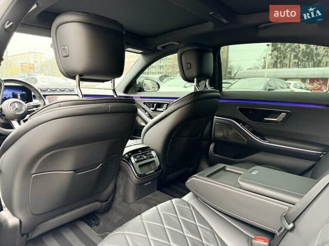 Сірий Мерседес С Клас, об'ємом двигуна 2.93 л та пробігом 63 тис. км за 112999 $, фото 18 на Automoto.ua