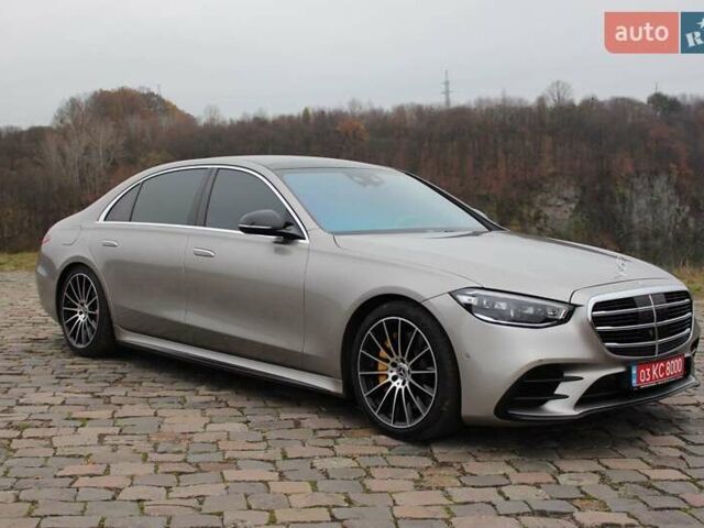 Серый Мерседес С Класс, объемом двигателя 4 л и пробегом 120 тыс. км за 105000 $, фото 43 на Automoto.ua