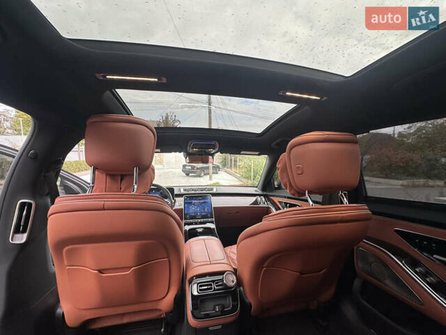 Серый Мерседес С Класс, объемом двигателя 3.98 л и пробегом 42 тыс. км за 95999 $, фото 2 на Automoto.ua