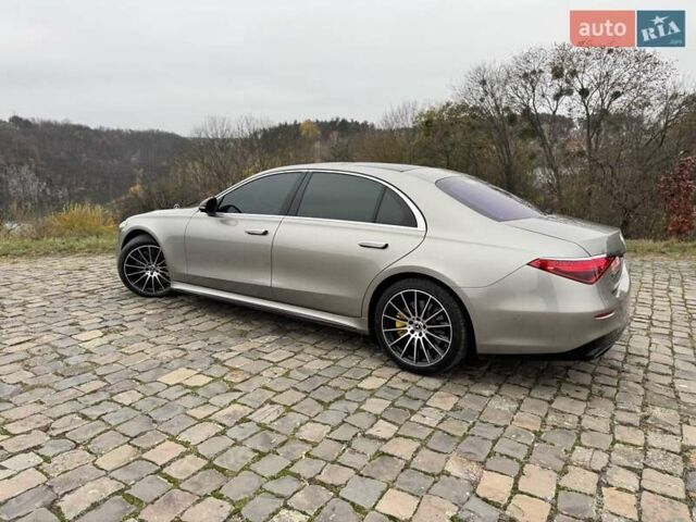 Серый Мерседес С Класс, объемом двигателя 4 л и пробегом 120 тыс. км за 105000 $, фото 5 на Automoto.ua