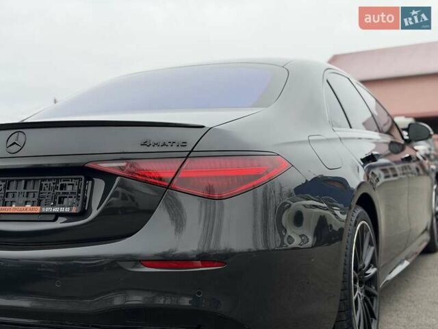 Серый Мерседес С Класс, объемом двигателя 4 л и пробегом 54 тыс. км за 115000 $, фото 16 на Automoto.ua