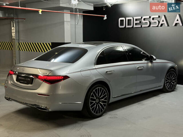 Серый Мерседес С Класс, объемом двигателя 3.98 л и пробегом 15 тыс. км за 120000 $, фото 11 на Automoto.ua