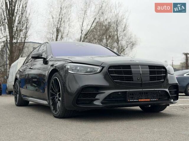 Серый Мерседес С Класс, объемом двигателя 4 л и пробегом 54 тыс. км за 115000 $, фото 20 на Automoto.ua