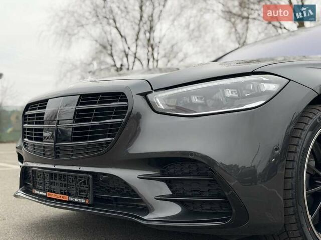 Серый Мерседес С Класс, объемом двигателя 4 л и пробегом 54 тыс. км за 115000 $, фото 18 на Automoto.ua