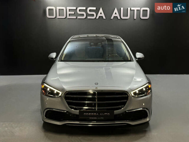 Серый Мерседес С Класс, объемом двигателя 3.98 л и пробегом 15 тыс. км за 120000 $, фото 2 на Automoto.ua