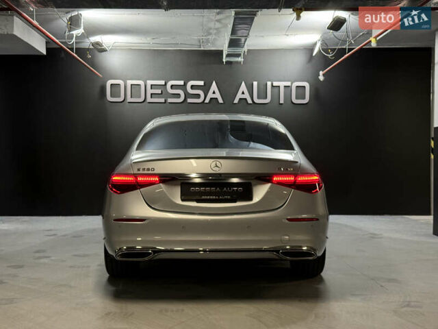 Серый Мерседес С Класс, объемом двигателя 3.98 л и пробегом 15 тыс. км за 120000 $, фото 13 на Automoto.ua