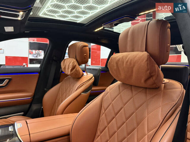 Серый Мерседес С Класс, объемом двигателя 3.98 л и пробегом 20 тыс. км за 120000 $, фото 10 на Automoto.ua