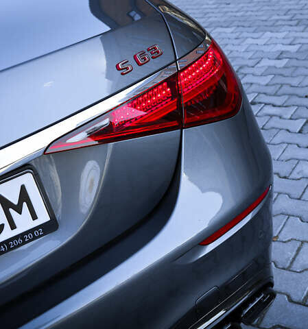 Серый Мерседес С Класс, объемом двигателя 3.98 л и пробегом 19 тыс. км за 315000 $, фото 30 на Automoto.ua