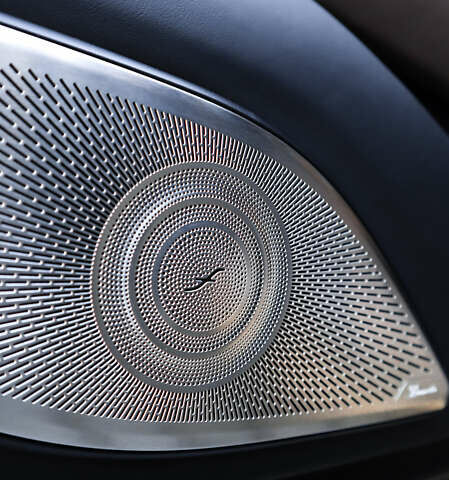 Серый Мерседес С Класс, объемом двигателя 3.98 л и пробегом 19 тыс. км за 315000 $, фото 24 на Automoto.ua