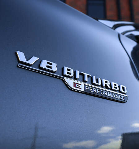 Серый Мерседес С Класс, объемом двигателя 3.98 л и пробегом 19 тыс. км за 315000 $, фото 33 на Automoto.ua