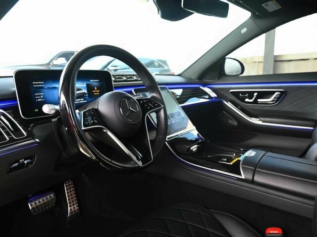 Сірий Мерседес С Клас, об'ємом двигуна 4 л та пробігом 13 тис. км за 40000 $, фото 8 на Automoto.ua