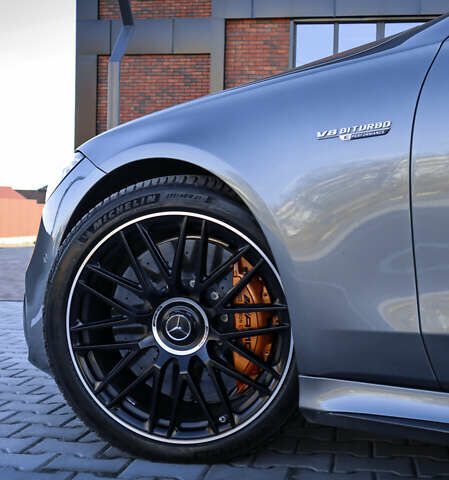 Серый Мерседес С Класс, объемом двигателя 3.98 л и пробегом 19 тыс. км за 315000 $, фото 3 на Automoto.ua