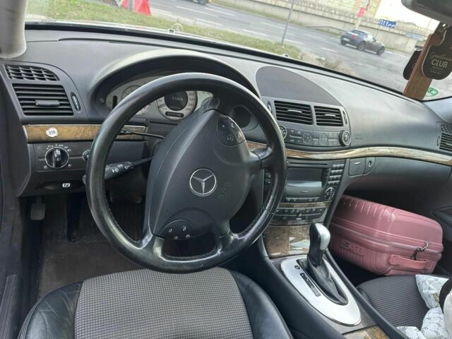 Сірий Мерседес С Клас, об'ємом двигуна 3 л та пробігом 289 тис. км за 3994 $, фото 2 на Automoto.ua