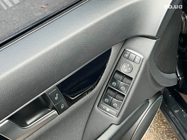 Серый Мерседес С Класс, объемом двигателя 2.2 л и пробегом 208 тыс. км за 12890 $, фото 28 на Automoto.ua