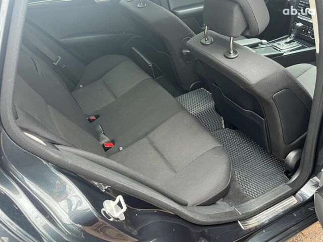 Серый Мерседес С Класс, объемом двигателя 2.2 л и пробегом 208 тыс. км за 12890 $, фото 22 на Automoto.ua