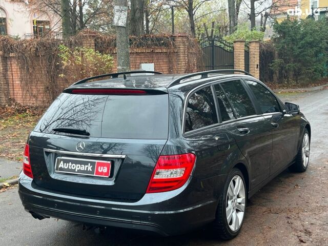 Серый Мерседес С Класс, объемом двигателя 2.2 л и пробегом 208 тыс. км за 12890 $, фото 10 на Automoto.ua