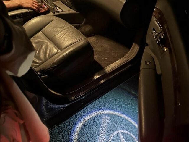 Сірий Мерседес С Клас, об'ємом двигуна 0 л та пробігом 380 тис. км за 6400 $, фото 6 на Automoto.ua