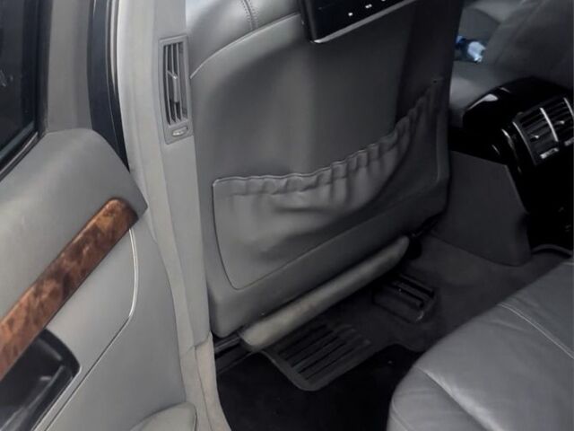 Сірий Мерседес С Клас, об'ємом двигуна 0 л та пробігом 380 тис. км за 6400 $, фото 3 на Automoto.ua