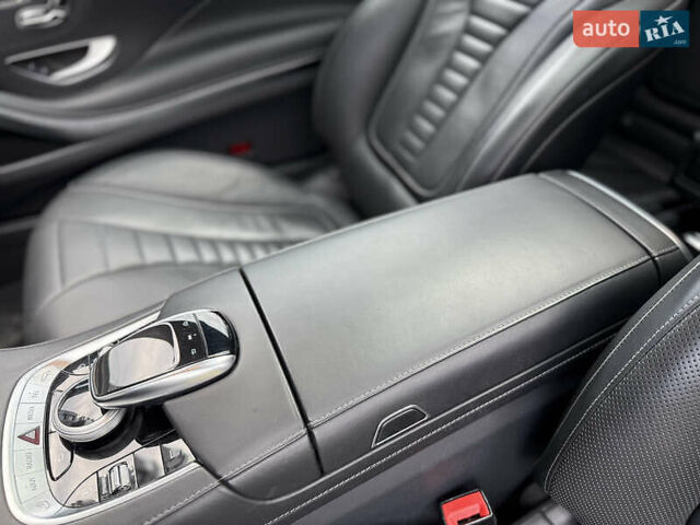 Синій Мерседес С Клас, об'ємом двигуна 3.98 л та пробігом 94 тис. км за 43000 $, фото 6 на Automoto.ua