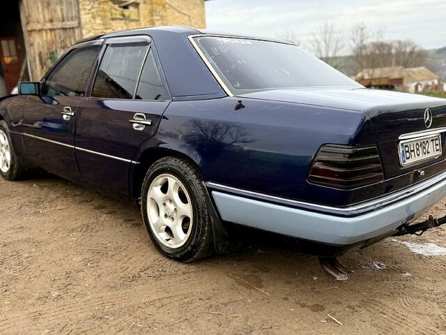 Синий Мерседес С Класс, объемом двигателя 2.8 л и пробегом 123 тыс. км за 2200 $, фото 6 на Automoto.ua