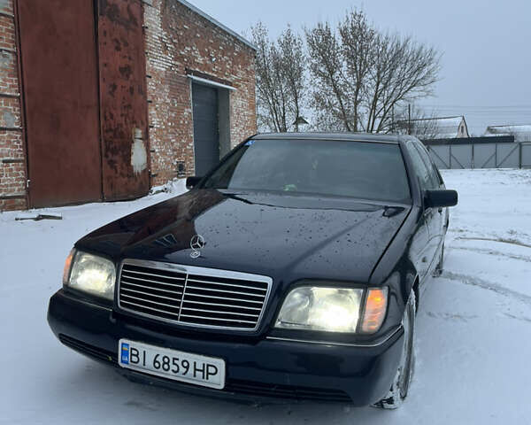 Синій Мерседес С Клас, об'ємом двигуна 3.45 л та пробігом 500 тис. км за 5200 $, фото 1 на Automoto.ua