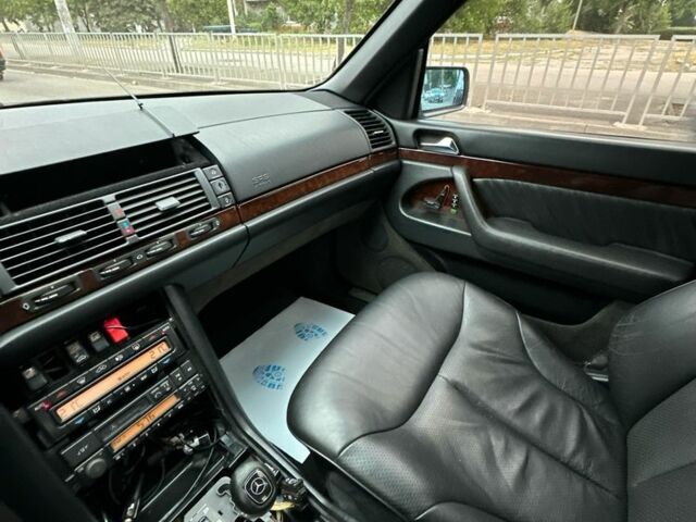 Синій Мерседес С Клас, об'ємом двигуна 4.2 л та пробігом 365 тис. км за 7500 $, фото 7 на Automoto.ua