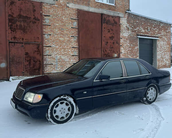 Синій Мерседес С Клас, об'ємом двигуна 3.45 л та пробігом 500 тис. км за 5200 $, фото 2 на Automoto.ua