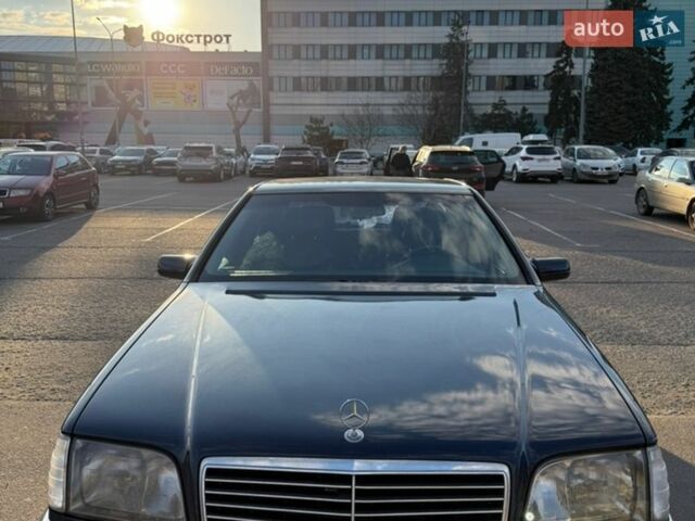 Синий Мерседес С Класс, объемом двигателя 3.2 л и пробегом 598 тыс. км за 3900 $, фото 17 на Automoto.ua