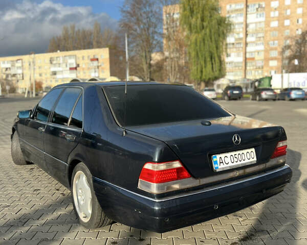 Синий Мерседес С Класс, объемом двигателя 4.97 л и пробегом 300 тыс. км за 8777 $, фото 3 на Automoto.ua