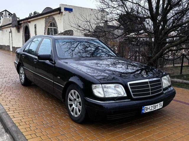 Синий Мерседес С Класс, объемом двигателя 3 л и пробегом 300 тыс. км за 6200 $, фото 5 на Automoto.ua