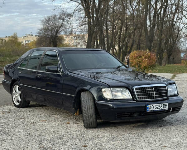 Синий Мерседес С Класс, объемом двигателя 2.97 л и пробегом 420 тыс. км за 4300 $, фото 7 на Automoto.ua