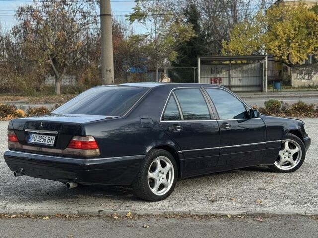 Синий Мерседес С Класс, объемом двигателя 3 л и пробегом 421 тыс. км за 4200 $, фото 4 на Automoto.ua