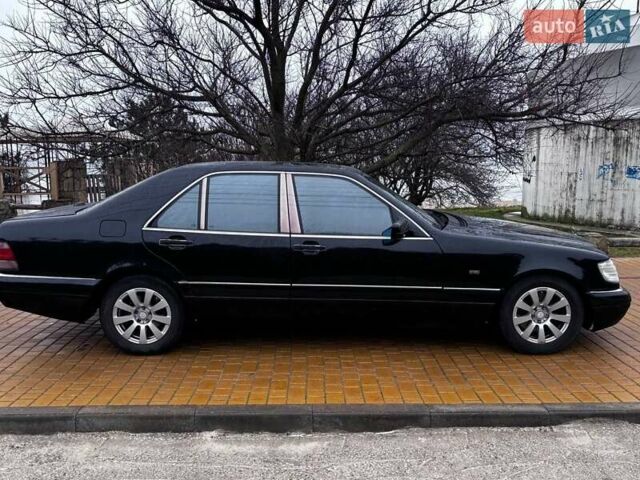 Синий Мерседес С Класс, объемом двигателя 3 л и пробегом 300 тыс. км за 6200 $, фото 7 на Automoto.ua