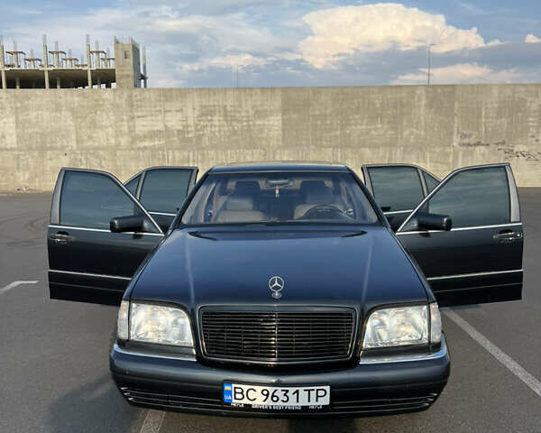 Синий Мерседес С Класс, объемом двигателя 3 л и пробегом 450 тыс. км за 5250 $, фото 16 на Automoto.ua