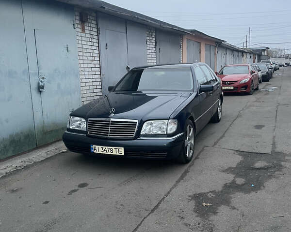 Синій Мерседес С Клас, об'ємом двигуна 3.2 л та пробігом 300 тис. км за 8500 $, фото 17 на Automoto.ua