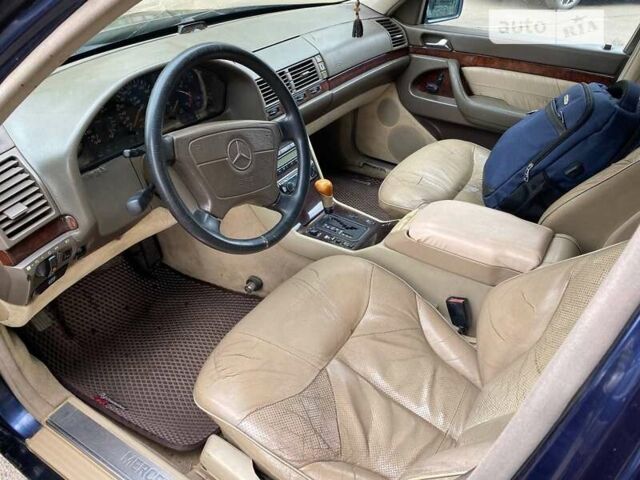 Синий Мерседес С Класс, объемом двигателя 3 л и пробегом 444 тыс. км за 3500 $, фото 17 на Automoto.ua