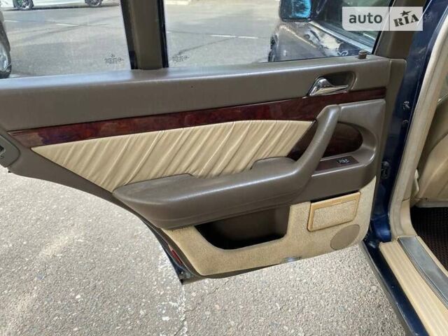 Синий Мерседес С Класс, объемом двигателя 3 л и пробегом 444 тыс. км за 3500 $, фото 23 на Automoto.ua