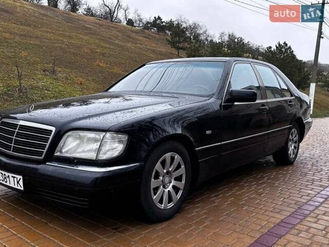 Синий Мерседес С Класс, объемом двигателя 3 л и пробегом 300 тыс. км за 6200 $, фото 4 на Automoto.ua
