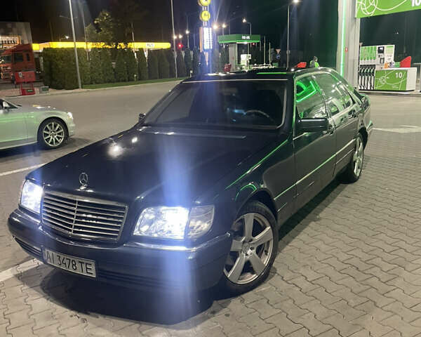 Синій Мерседес С Клас, об'ємом двигуна 3.2 л та пробігом 300 тис. км за 8500 $, фото 15 на Automoto.ua