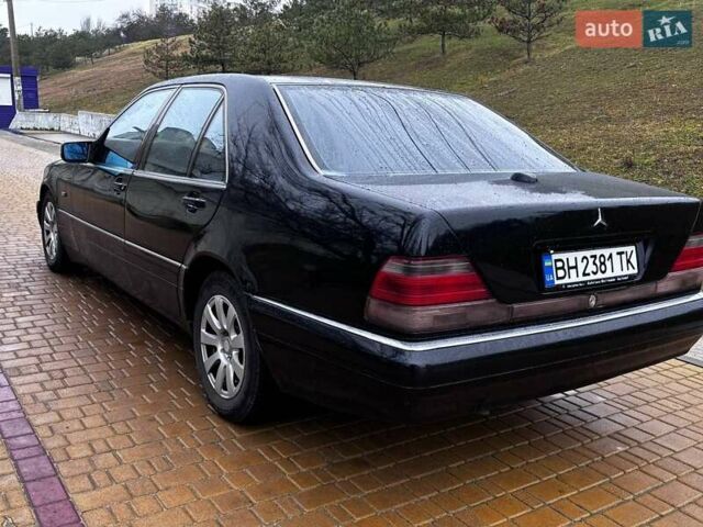 Синий Мерседес С Класс, объемом двигателя 3 л и пробегом 300 тыс. км за 6200 $, фото 5 на Automoto.ua