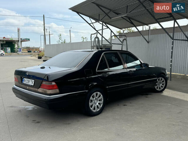 Синий Мерседес С Класс, объемом двигателя 3 л и пробегом 444 тыс. км за 5500 $, фото 4 на Automoto.ua