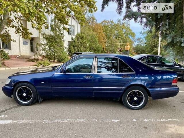 Синий Мерседес С Класс, объемом двигателя 3 л и пробегом 444 тыс. км за 3500 $, фото 6 на Automoto.ua