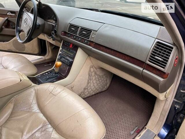 Синий Мерседес С Класс, объемом двигателя 3 л и пробегом 444 тыс. км за 3500 $, фото 18 на Automoto.ua